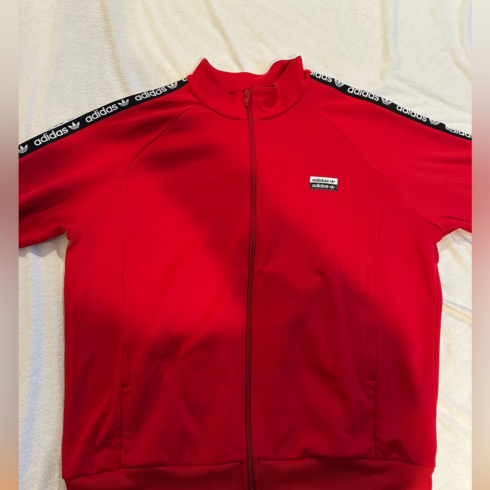 Adidas ryv tt track top size XL